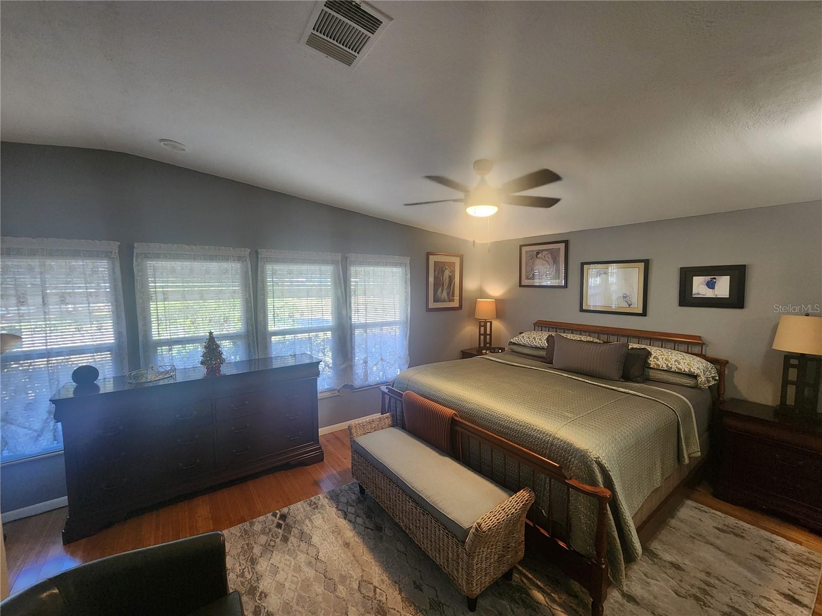 Image 2 of 60 For 24921 Pine Hill