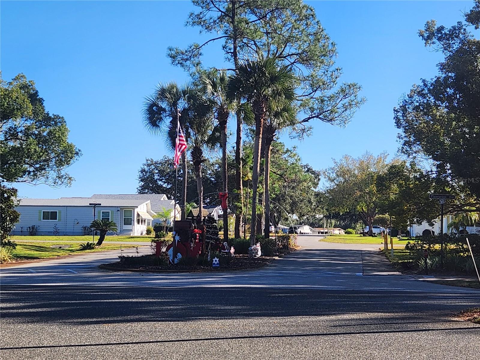 Image 58 of 60 For 24921 Pine Hill