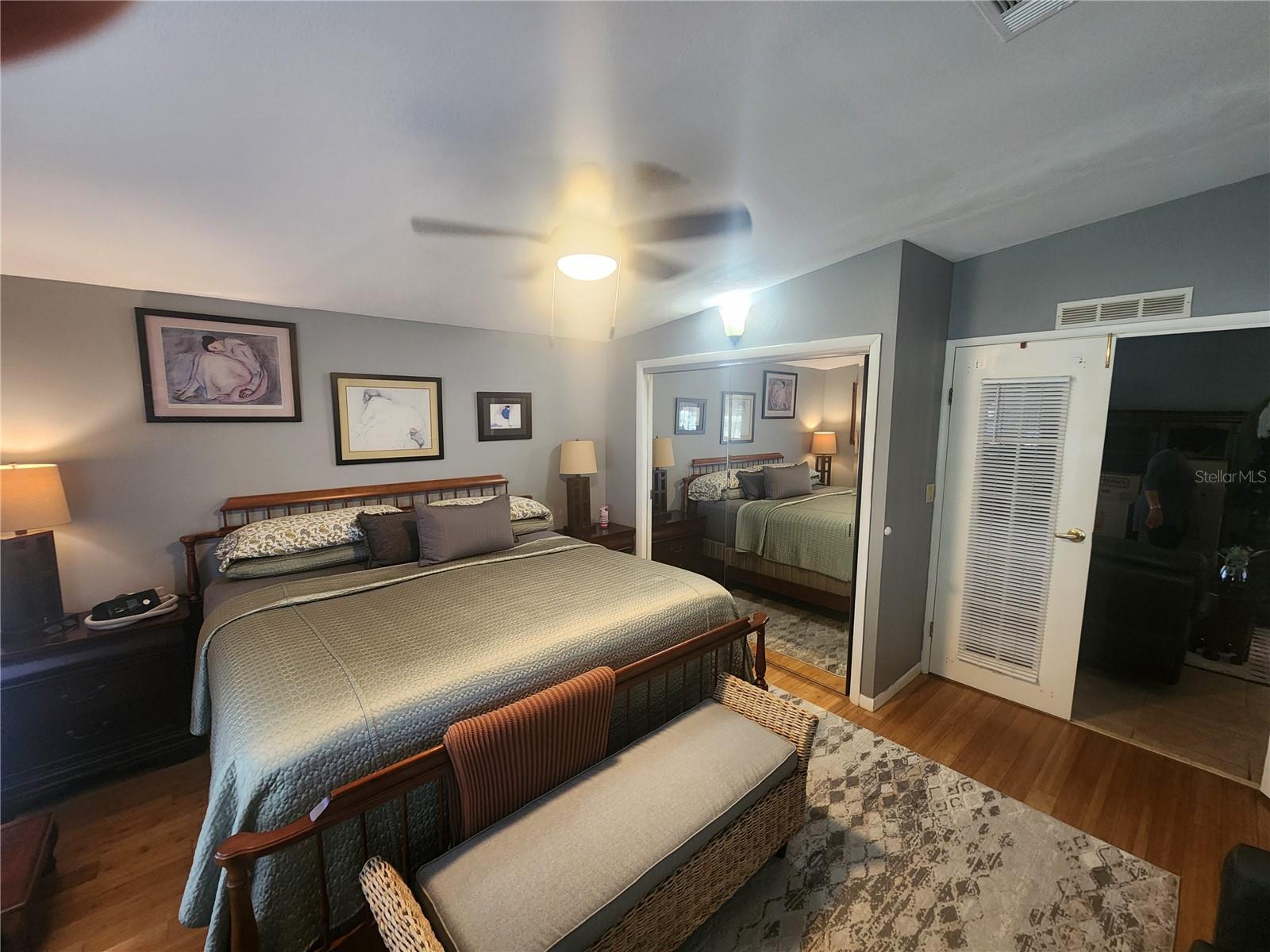 Image 7 of 60 For 24921 Pine Hill