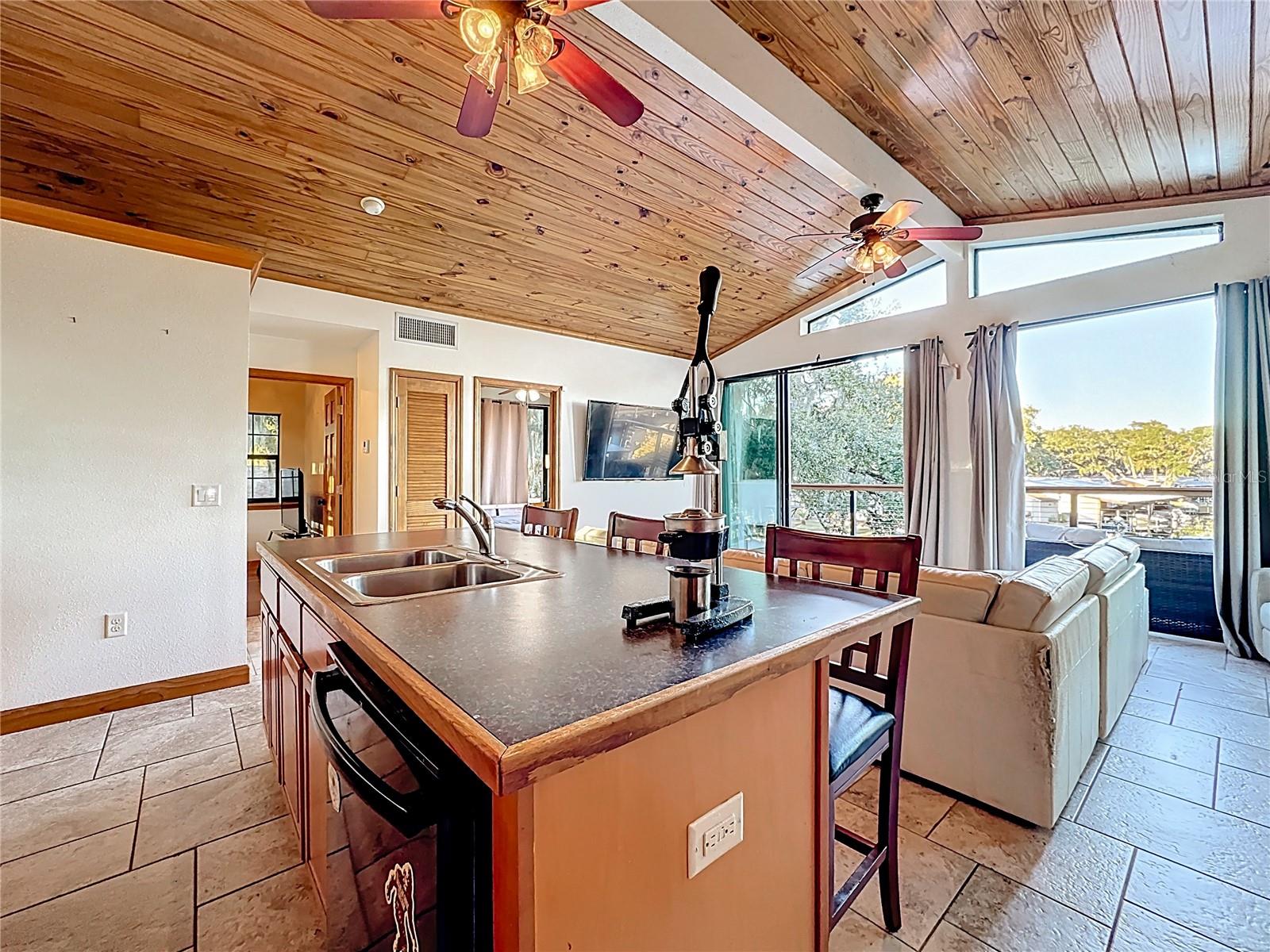 Image 10 of 54 For 609 Homer Street