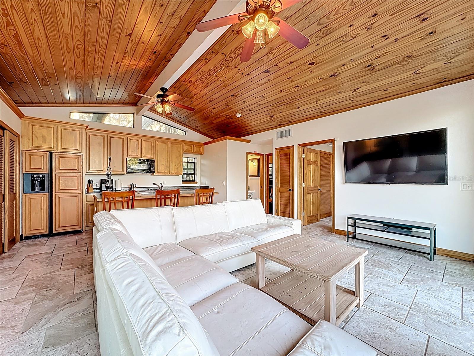 Image 19 of 54 For 609 Homer Street