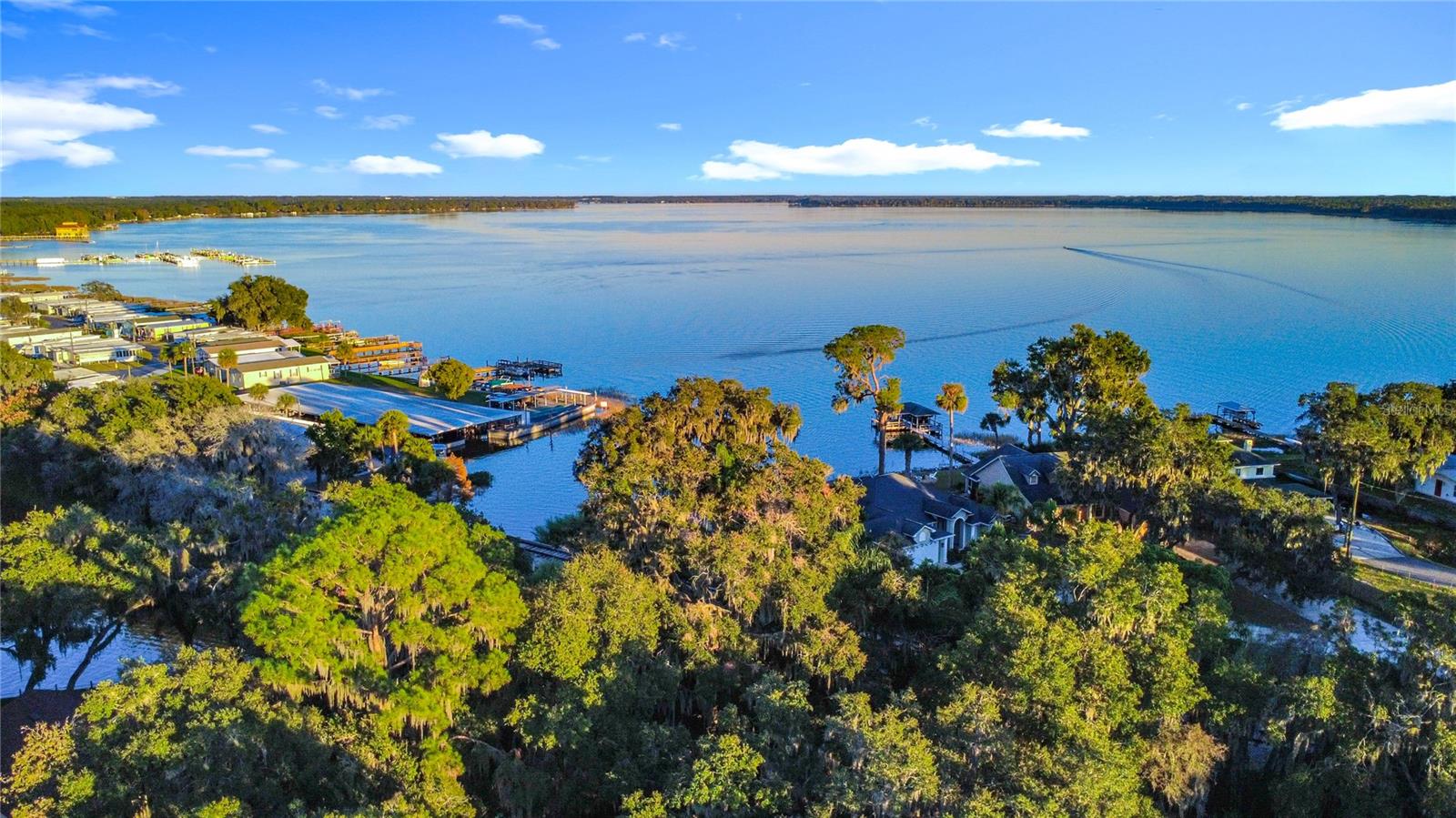 Image 3 of 54 For 609 Homer Street