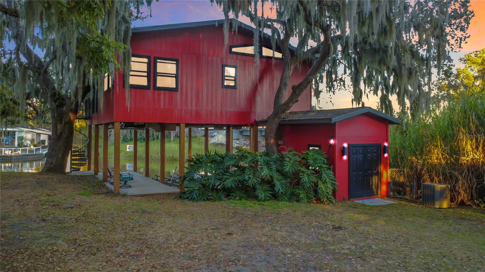 Image 52 of 54 For 609 Homer Street