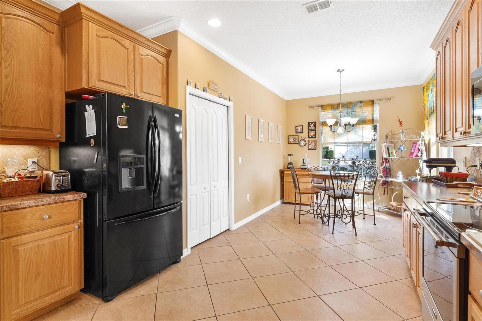 Image 18 of 63 For 81 Twin Lake Circle