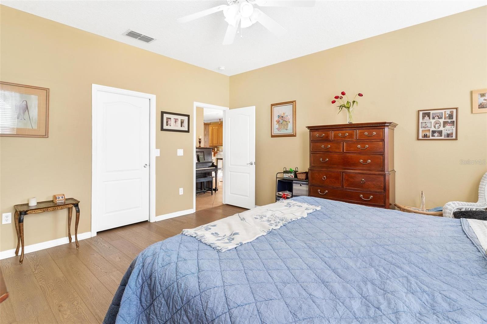 Image 25 of 63 For 81 Twin Lake Circle