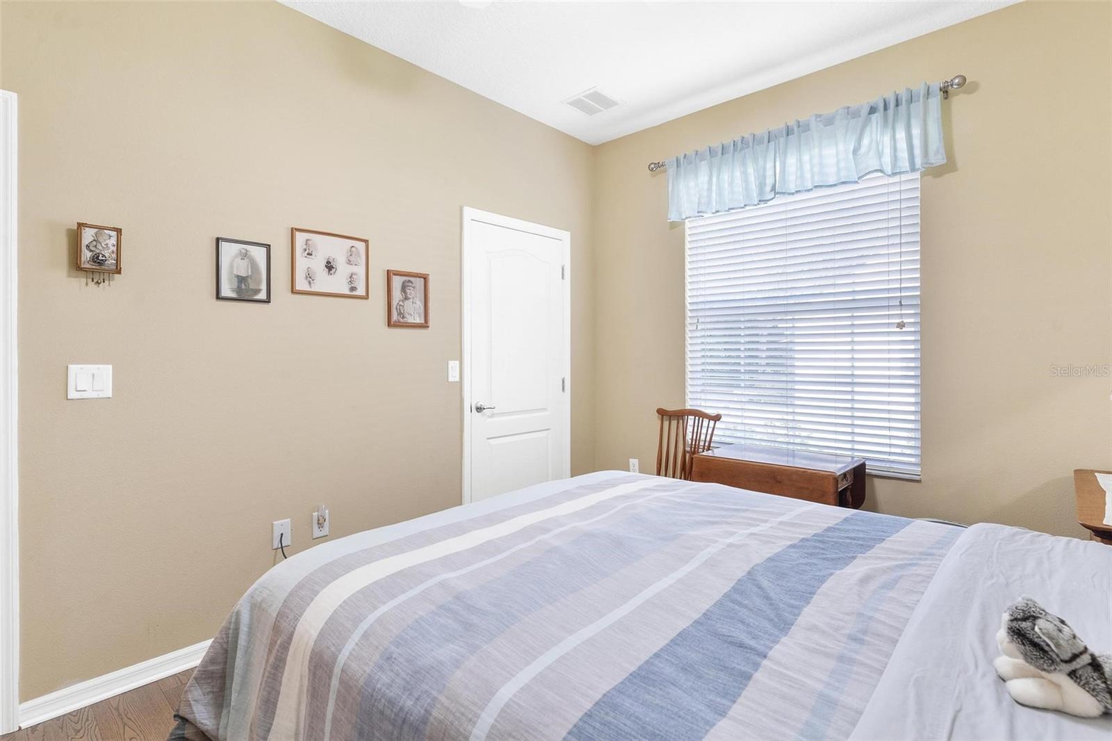 Image 28 of 63 For 81 Twin Lake Circle