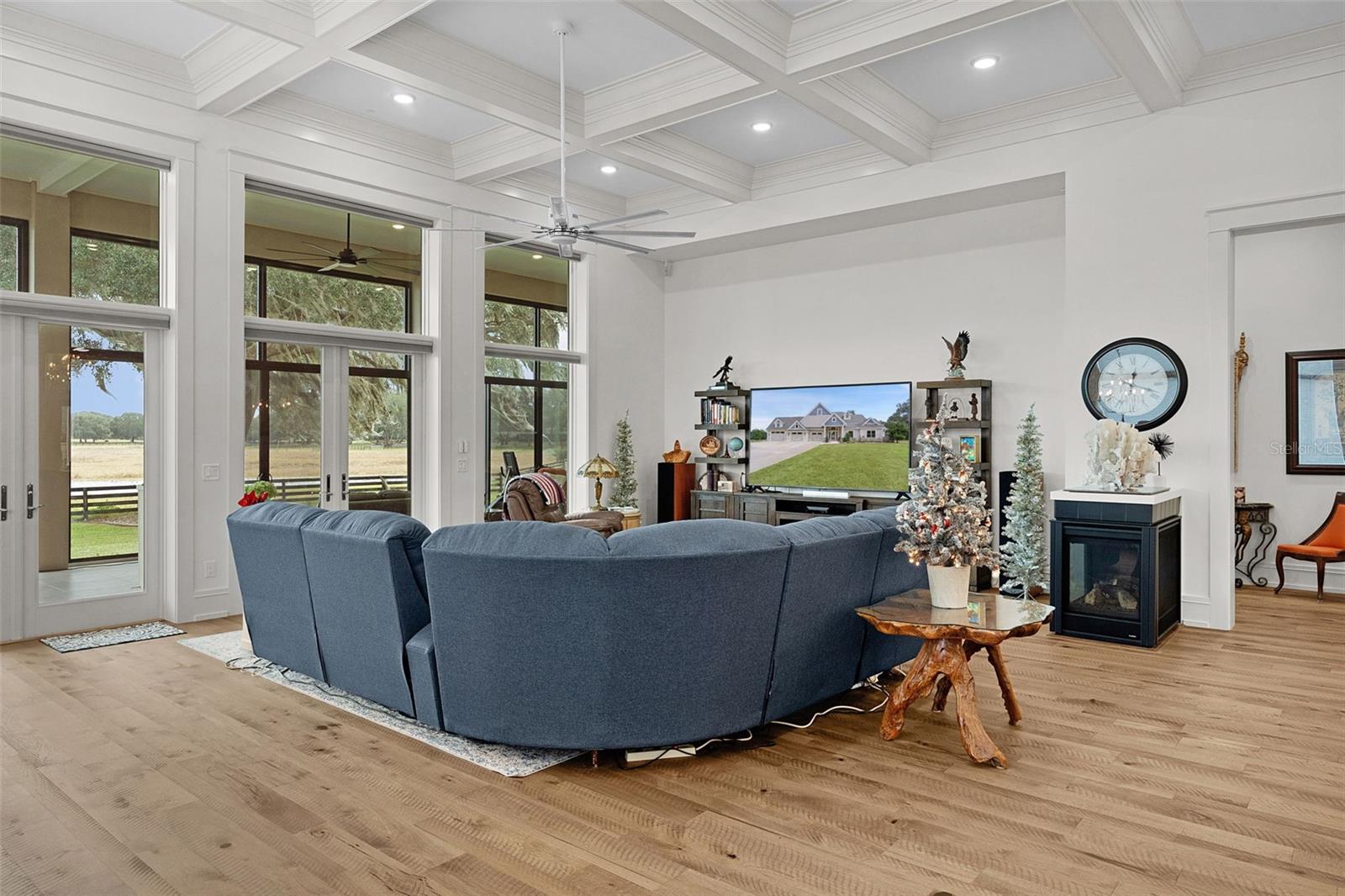 Image 10 of 99 For 2765 Saddlebrook Circle