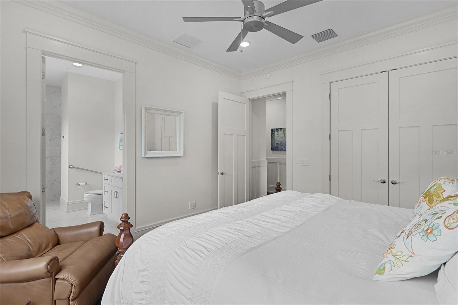 Image 31 of 99 For 2765 Saddlebrook Circle