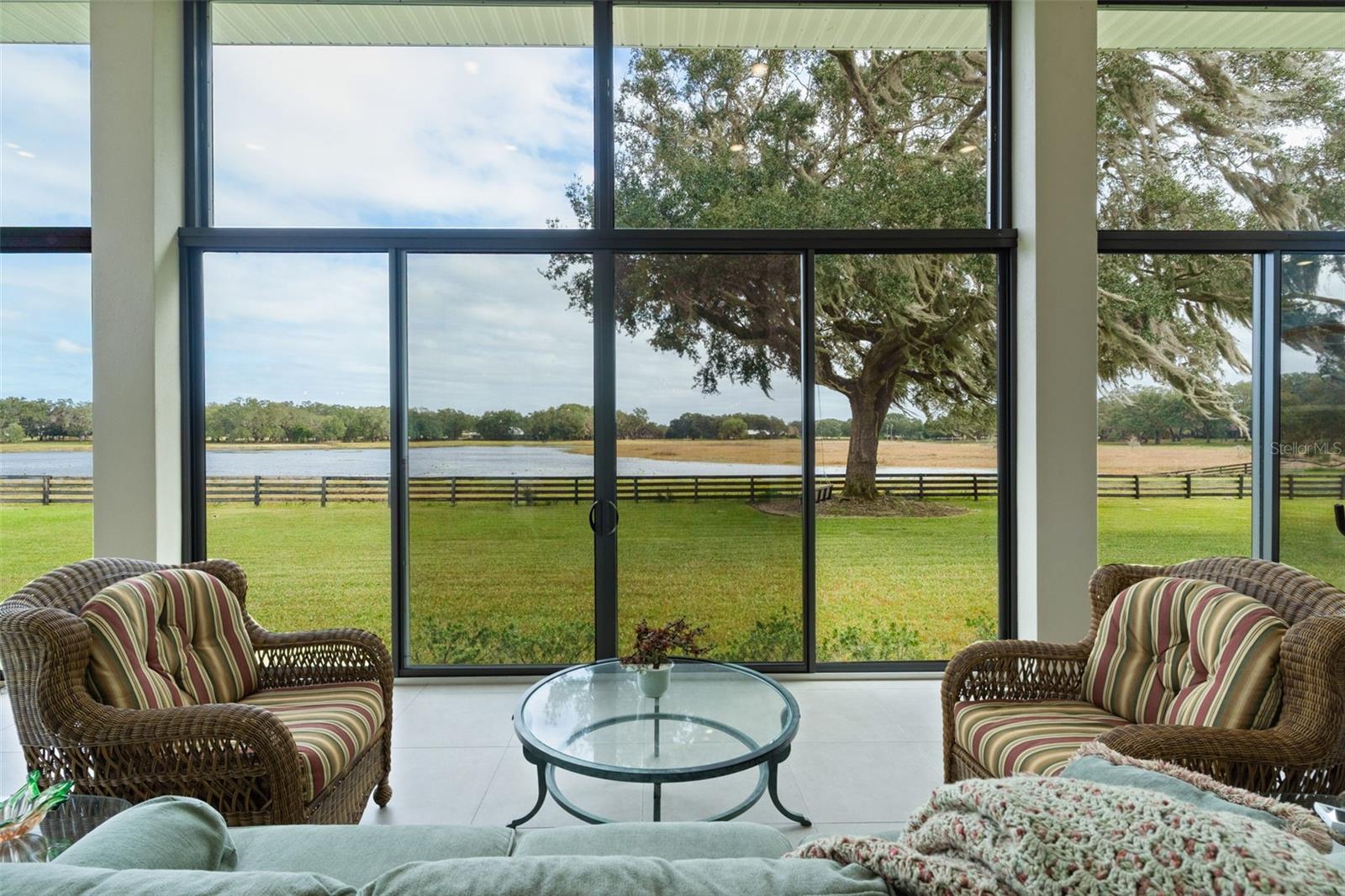 Image 61 of 99 For 2765 Saddlebrook Circle