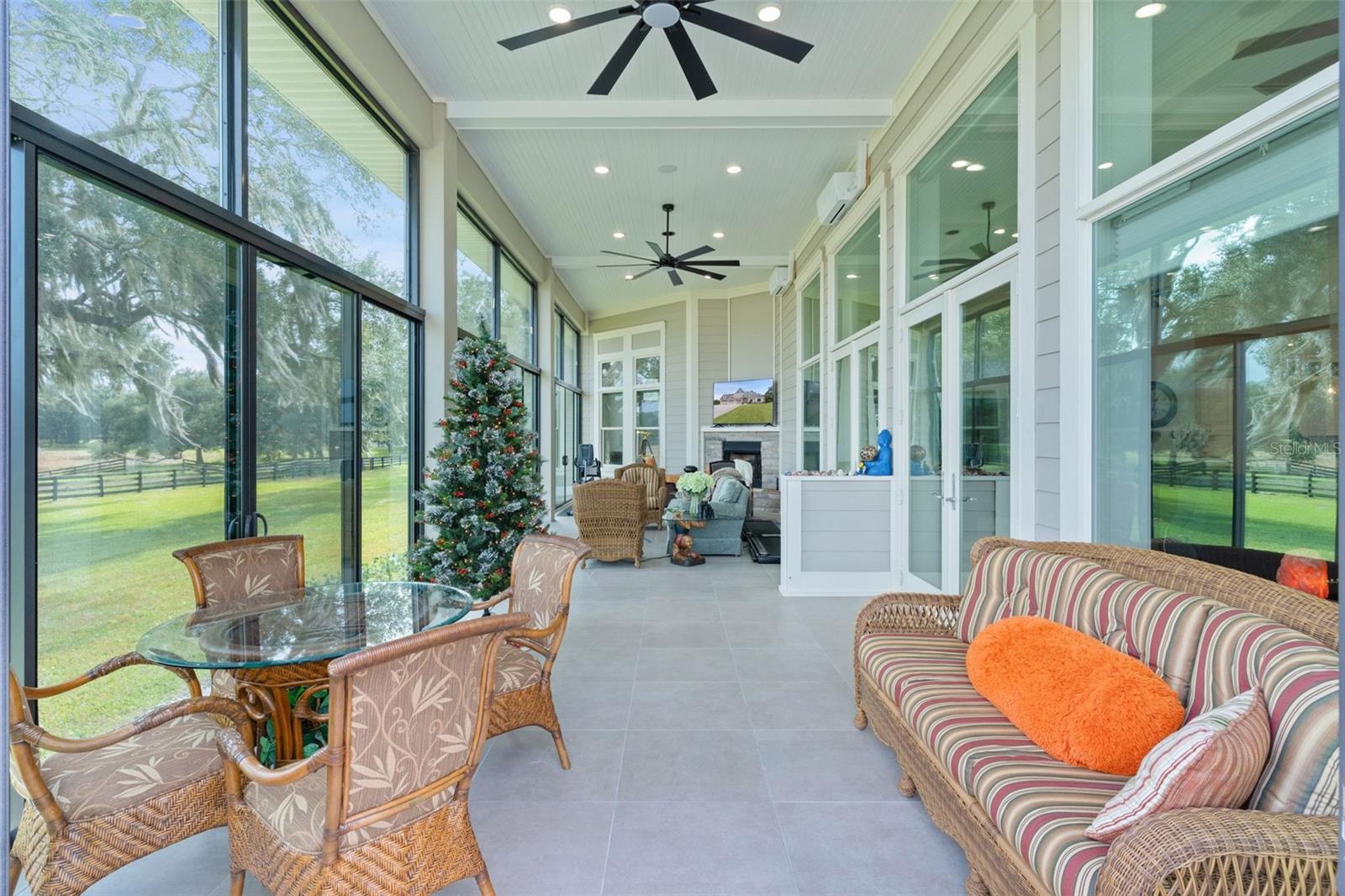 Image 67 of 99 For 2765 Saddlebrook Circle