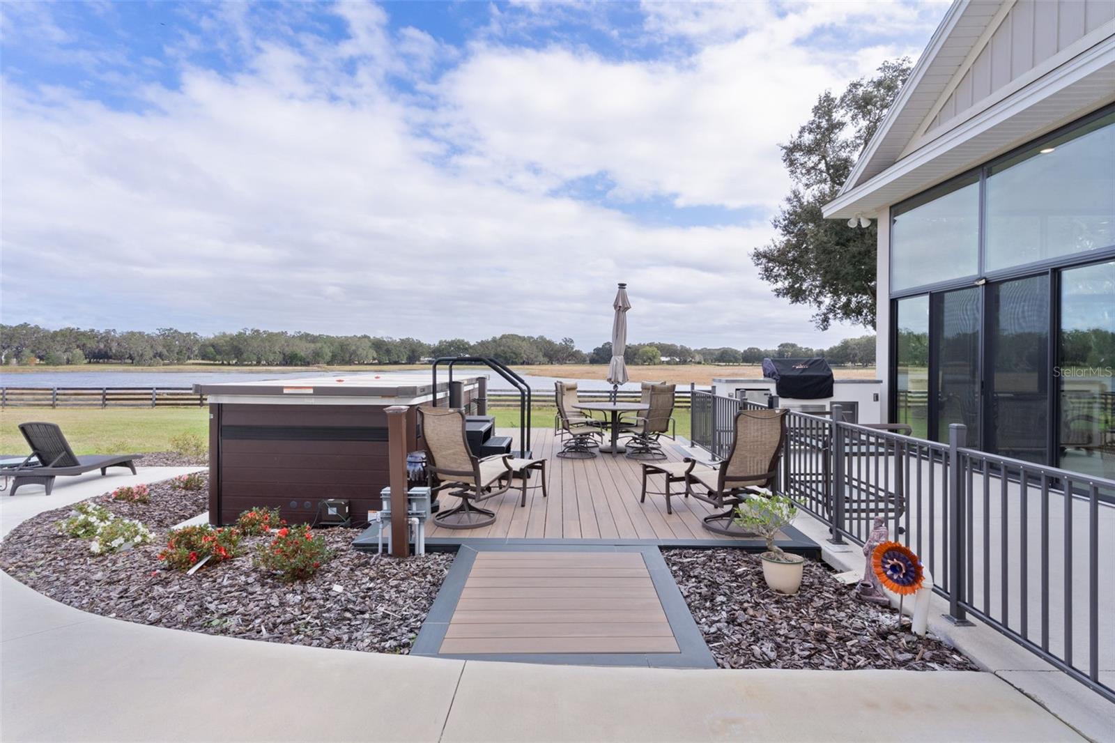 Image 71 of 99 For 2765 Saddlebrook Circle