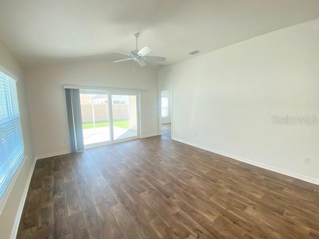 Image 7 of 30 For 5531 Millican Avenue