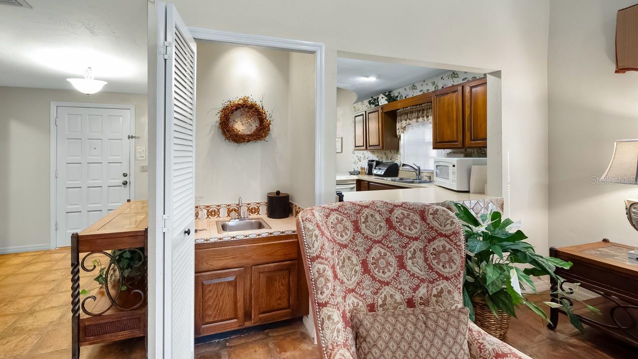 Image 18 of 56 For 708 Santa Cruz Lane 708