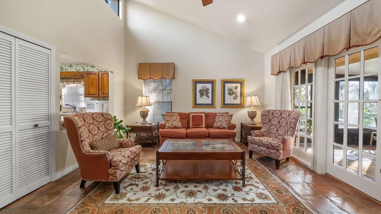 Image 19 of 56 For 708 Santa Cruz Lane 708