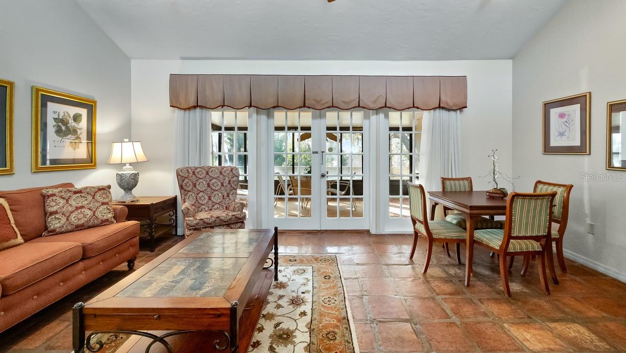 Image 21 of 56 For 708 Santa Cruz Lane 708