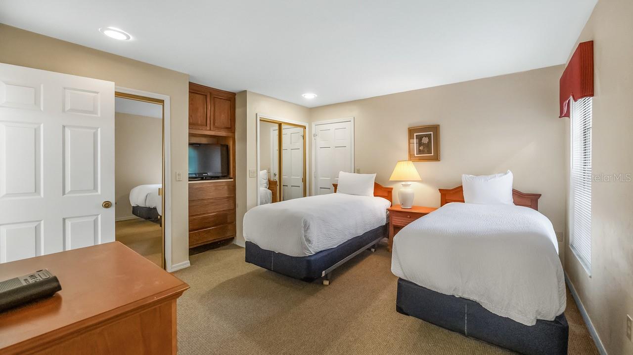 Image 31 of 56 For 708 Santa Cruz Lane 708