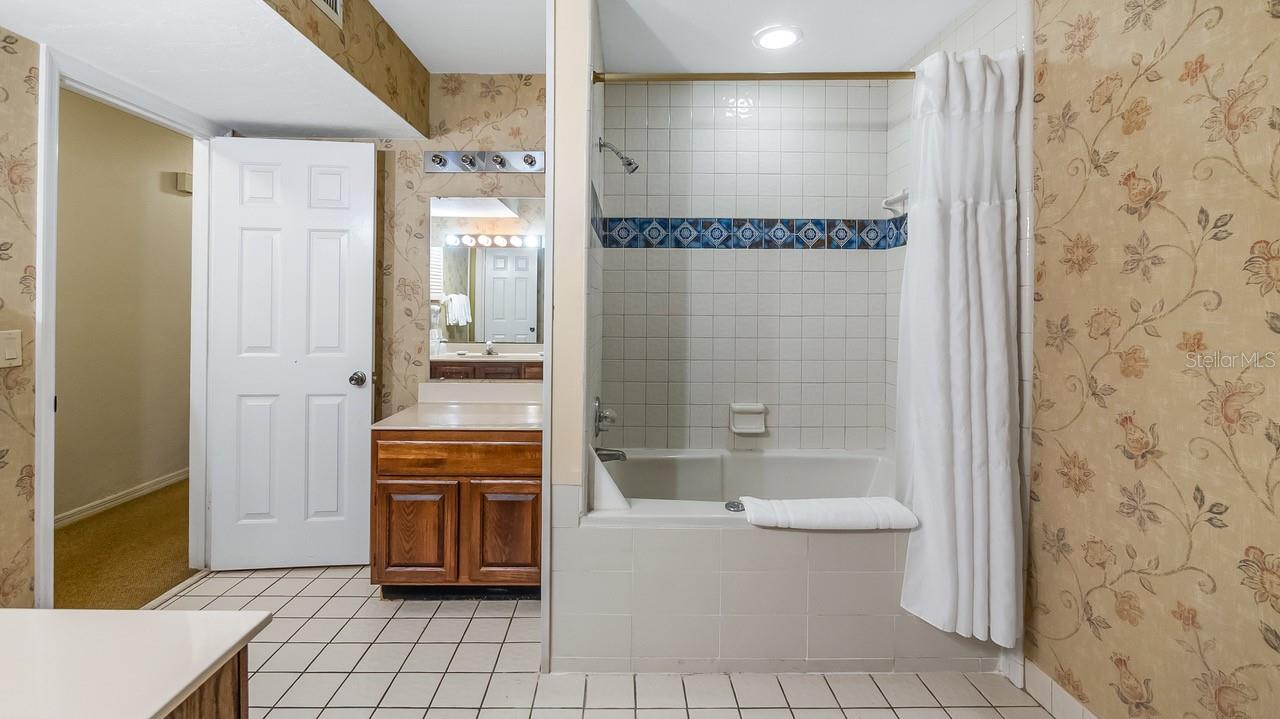 Image 33 of 56 For 708 Santa Cruz Lane 708