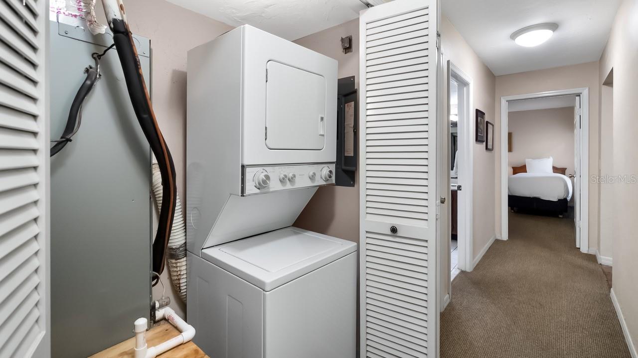 Image 35 of 56 For 708 Santa Cruz Lane 708