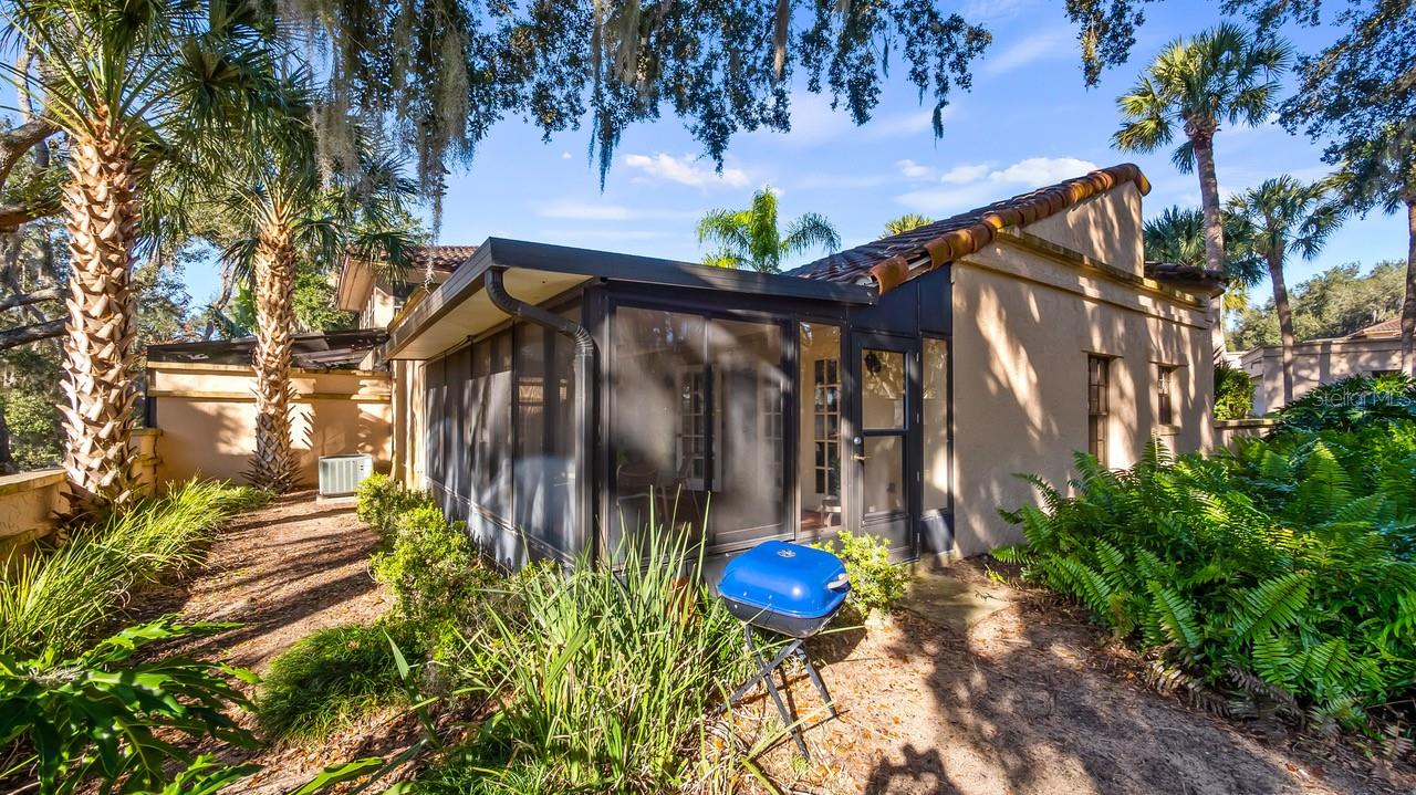 Image 39 of 56 For 708 Santa Cruz Lane 708