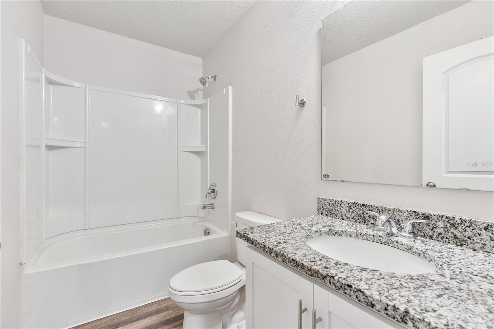 Image 27 of 38 For 1463 Swan Court