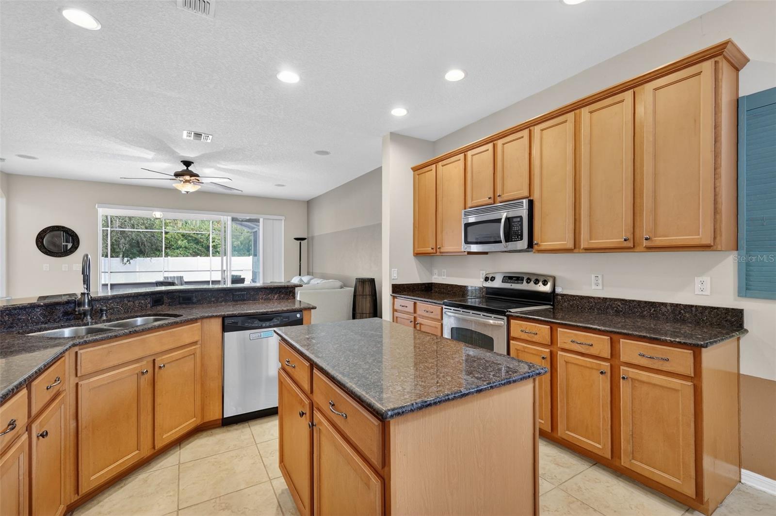 Image 11 of 30 For 2598 Plumadore Drive