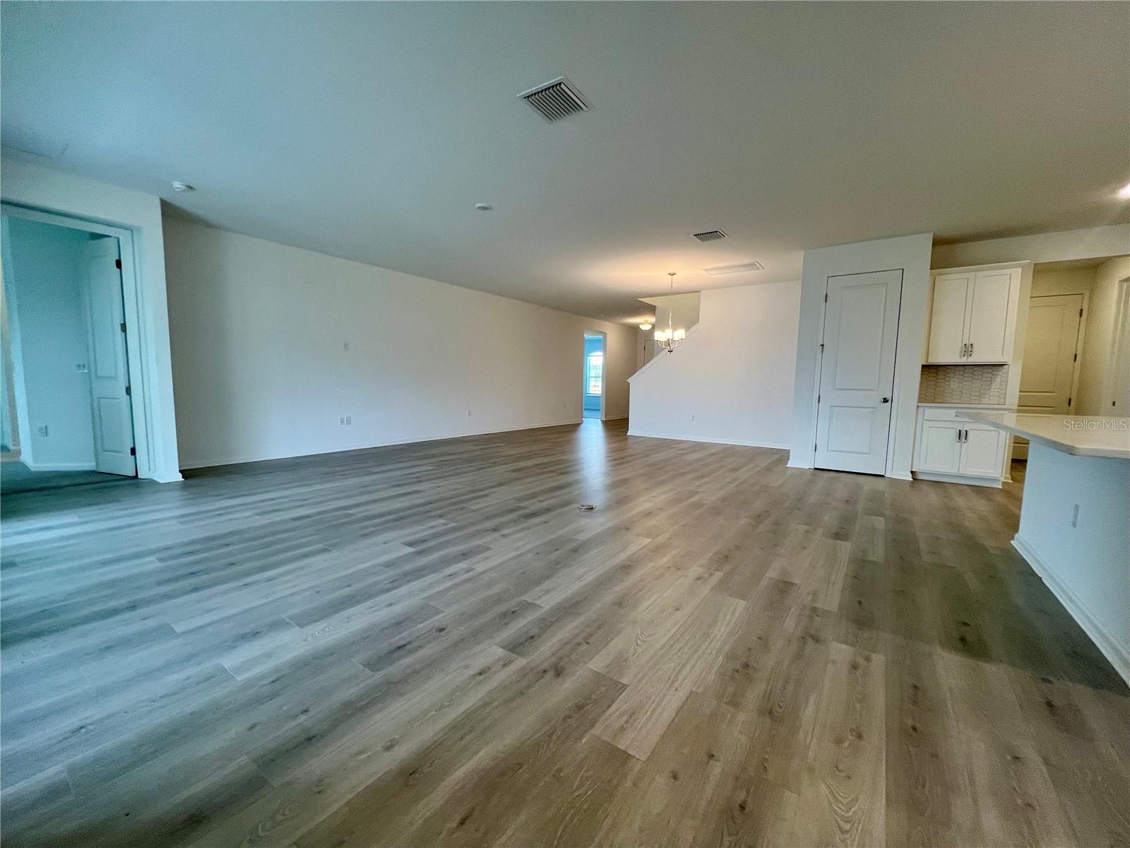 Image 11 of 18 For 1620 Pyramid Hill Street