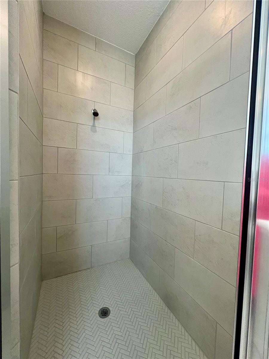 Image 14 of 18 For 1620 Pyramid Hill Street