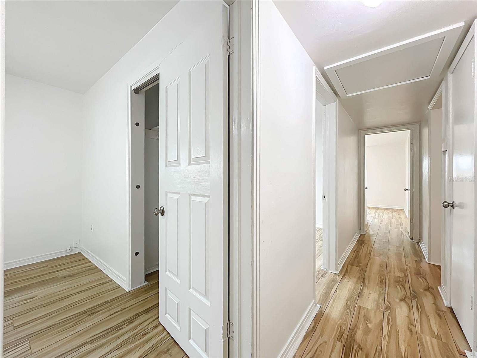 Image 20 of 32 For 2316 Hastings Street