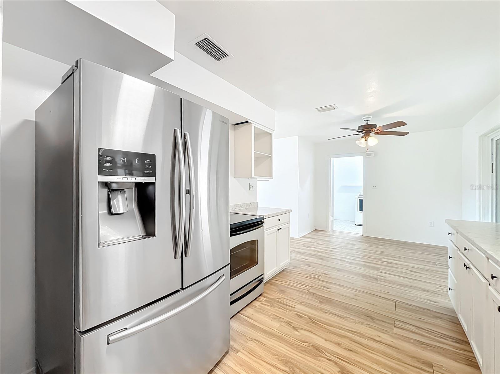 Image 9 of 32 For 2316 Hastings Street