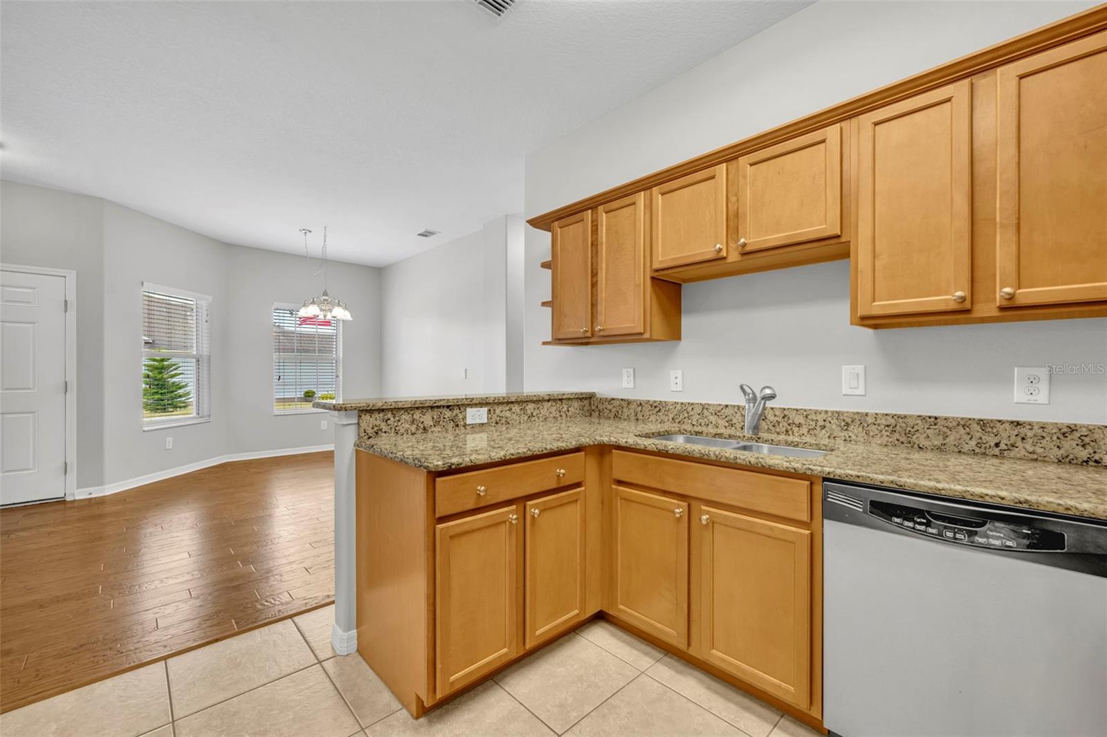 Image 11 of 34 For 3201 Sonesta Court A