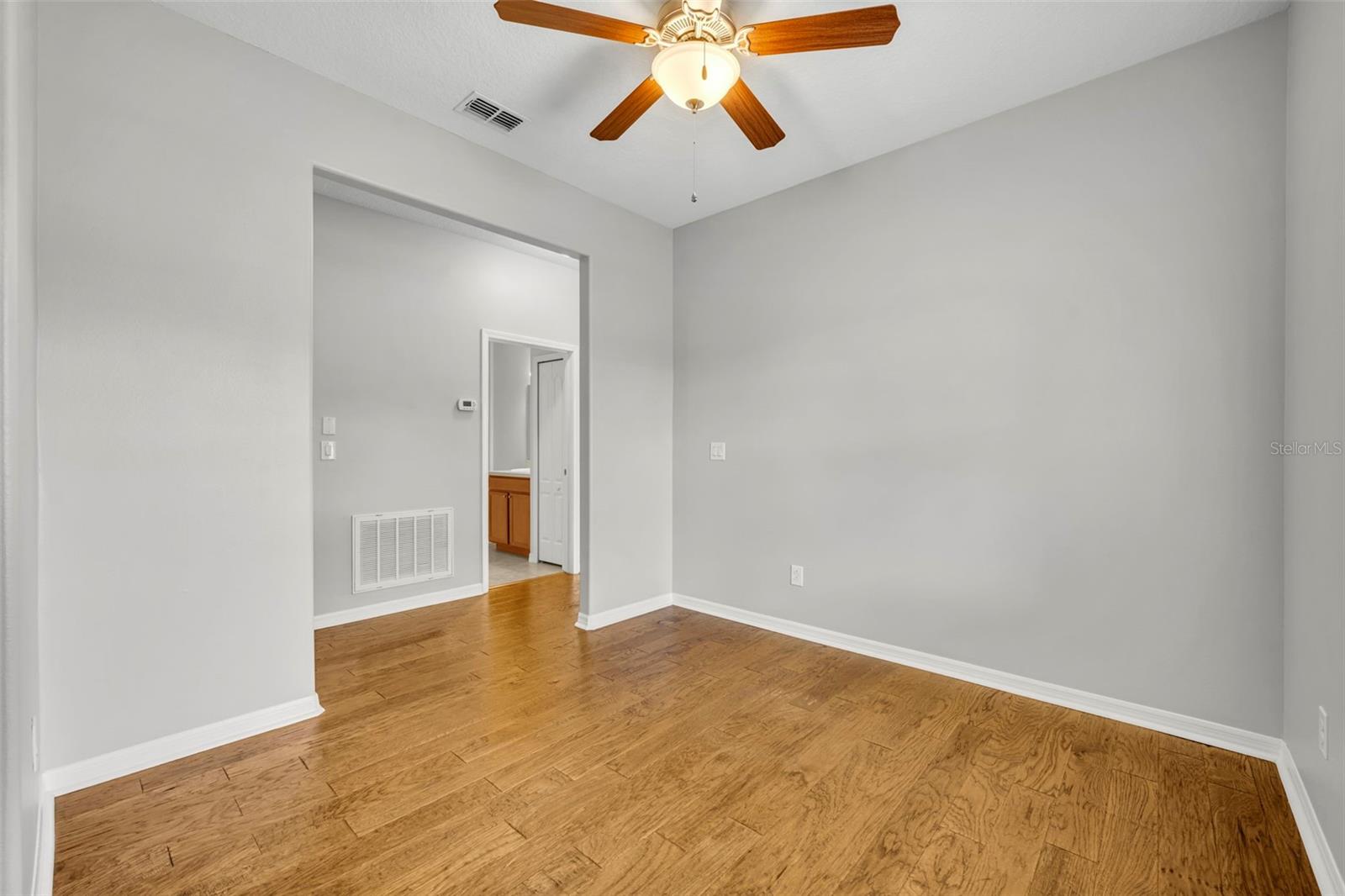 Image 18 of 34 For 3201 Sonesta Court A