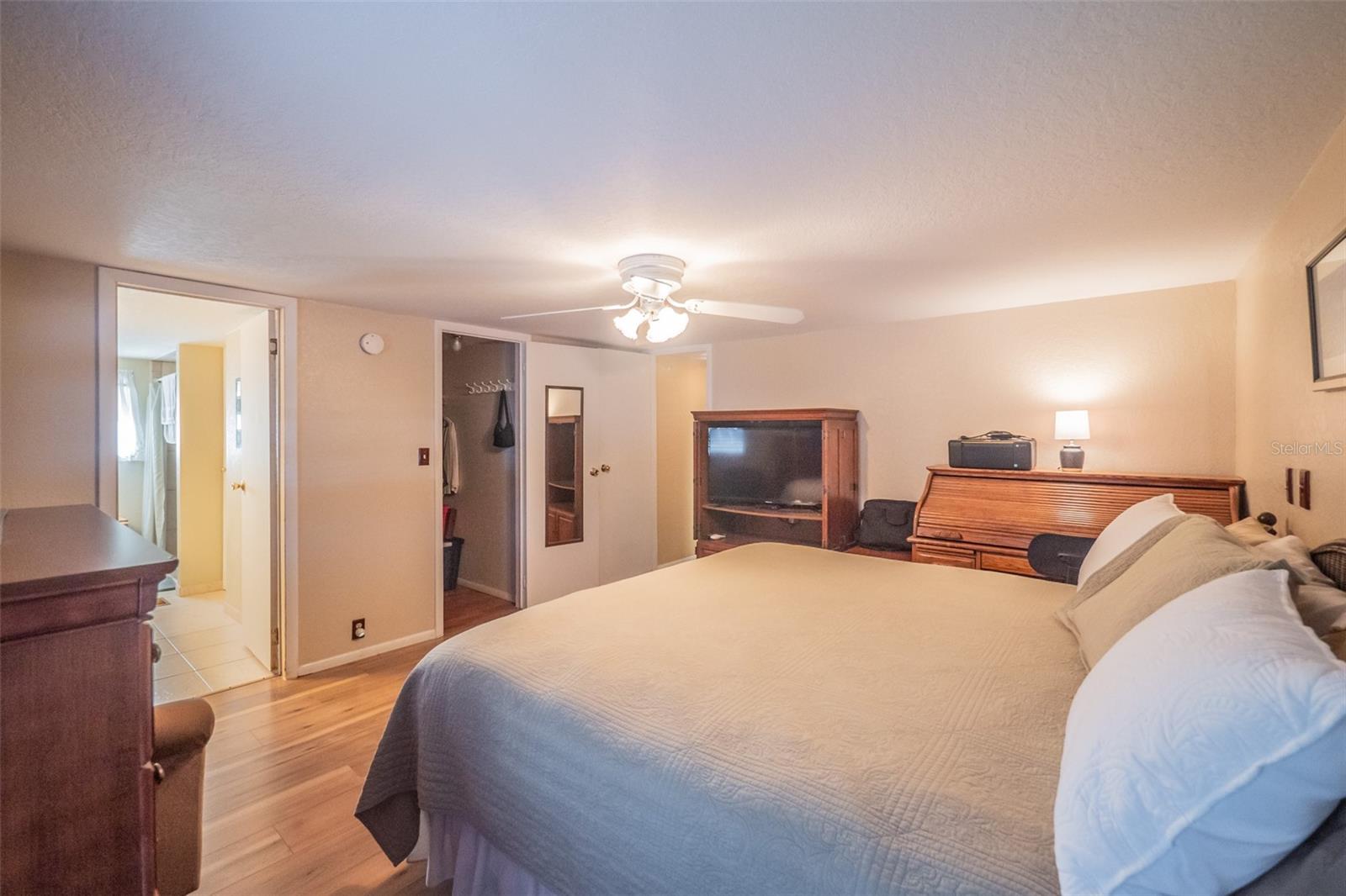 Image 26 of 60 For 34205 Island Drive