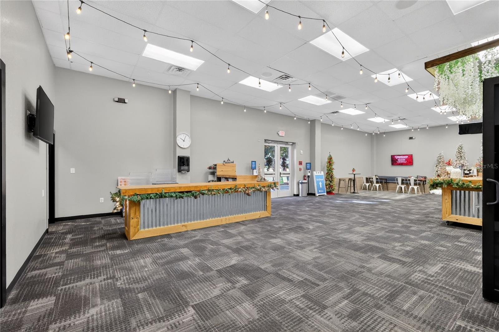 Image 10 of 35 For 1055 & 1085 Teague Trail