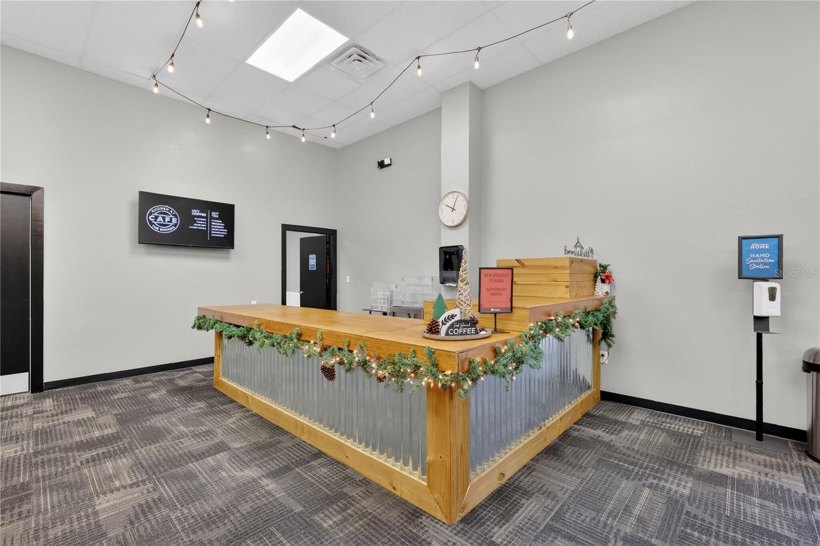 Image 12 of 35 For 1055 & 1085 Teague Trail