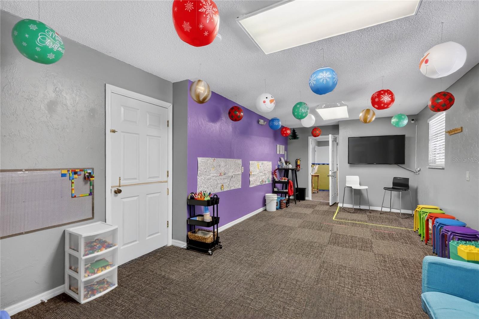 Image 21 of 35 For 1055 & 1085 Teague Trail