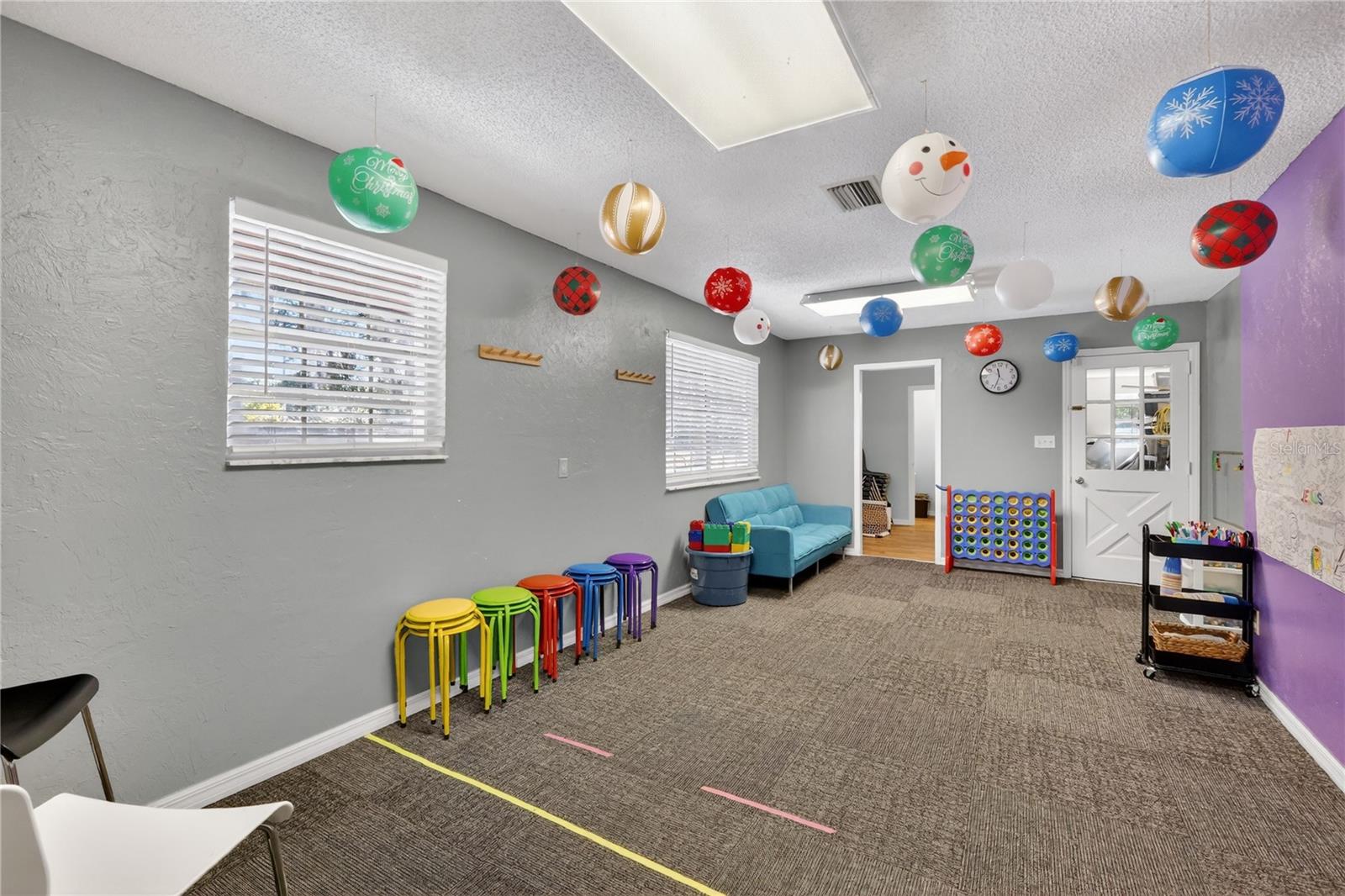 Image 22 of 35 For 1055 & 1085 Teague Trail