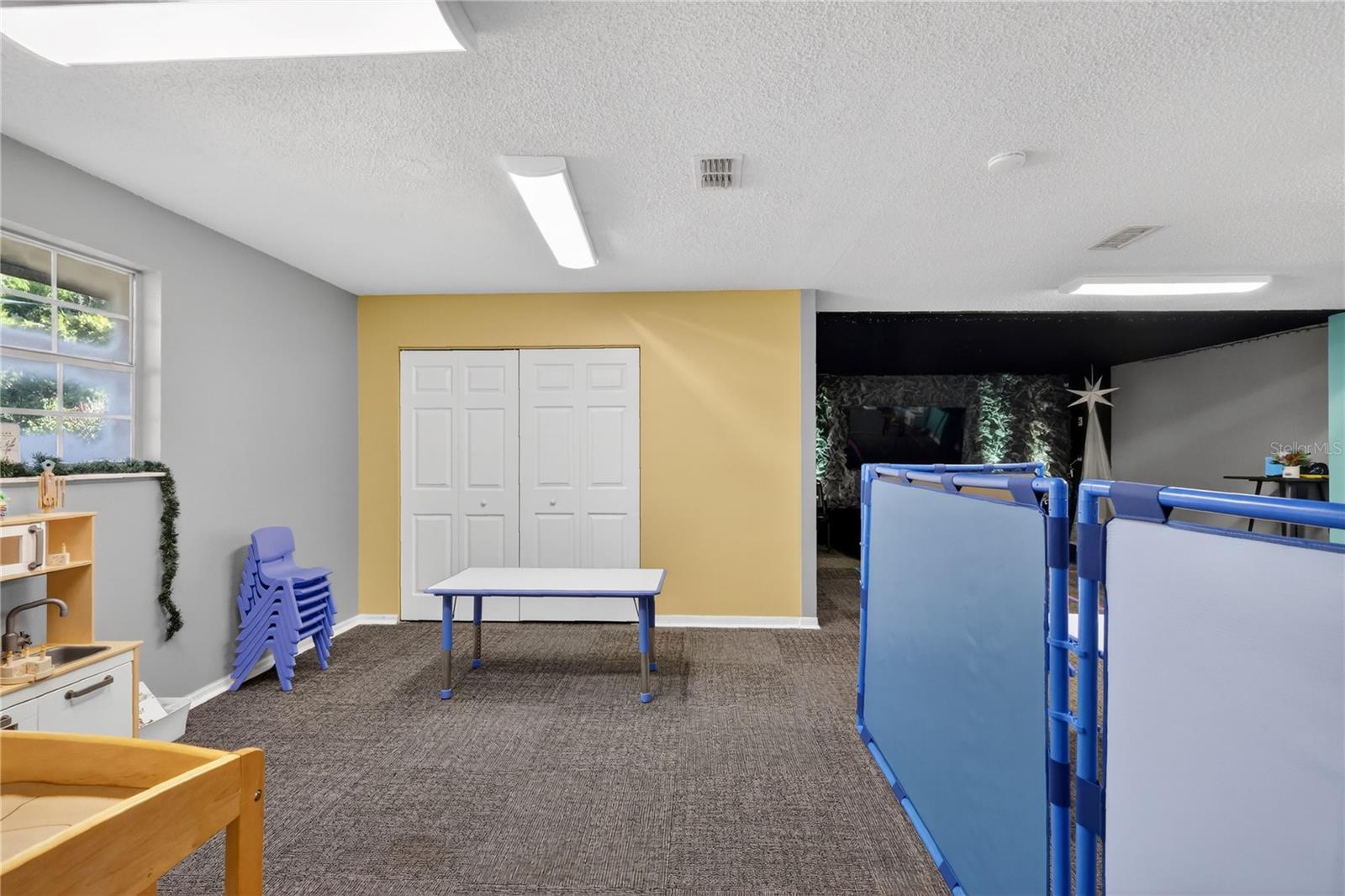 Image 28 of 35 For 1055 & 1085 Teague Trail