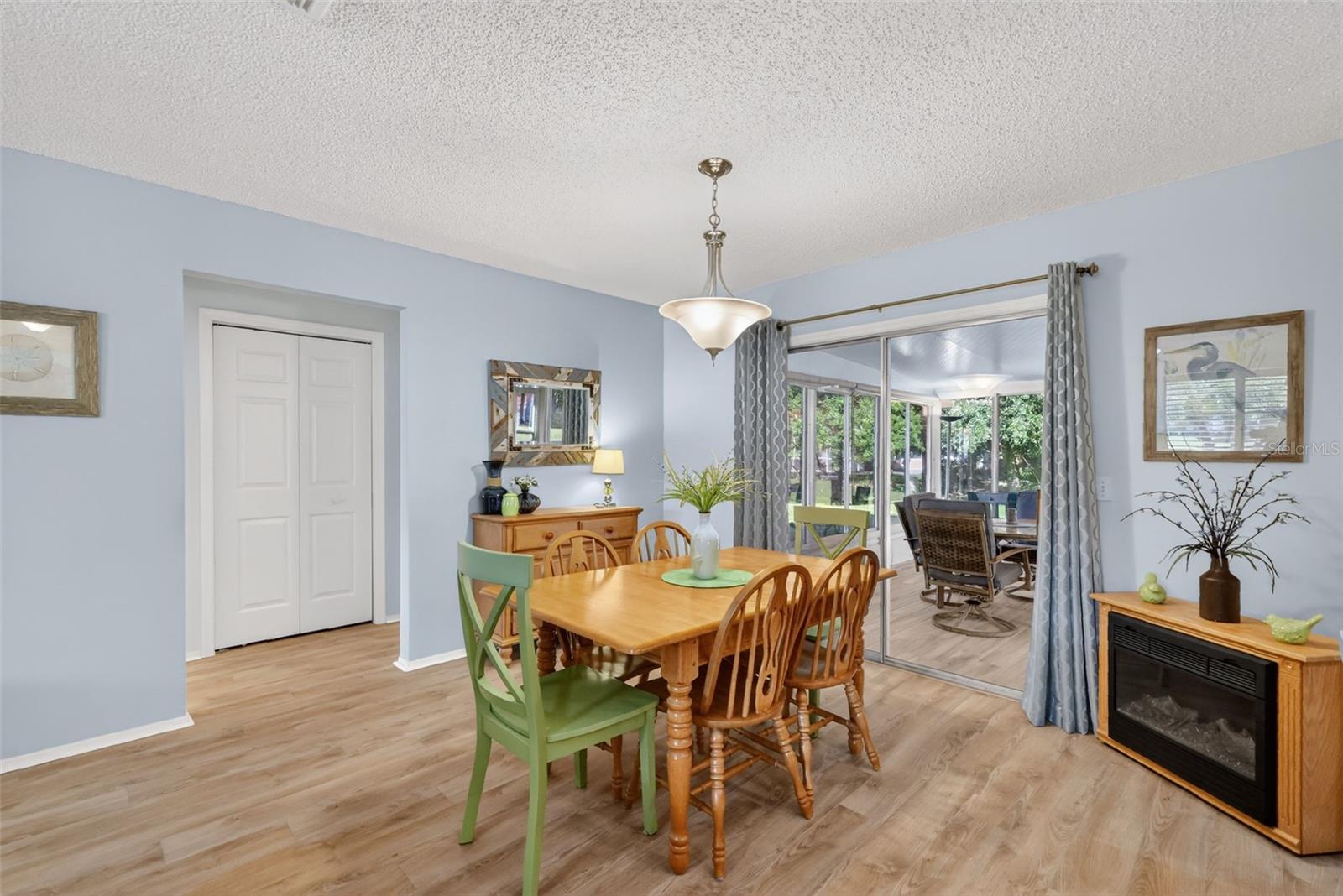 Image 11 of 37 For 1415 Juarez Place