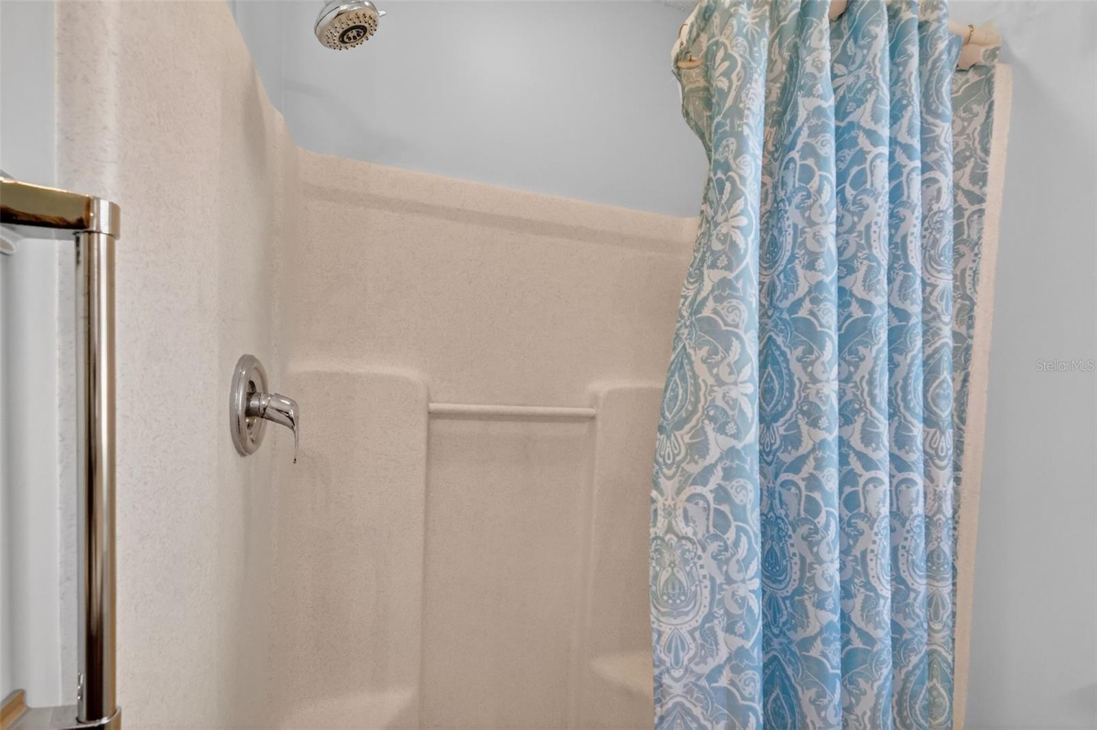 Image 21 of 37 For 1415 Juarez Place