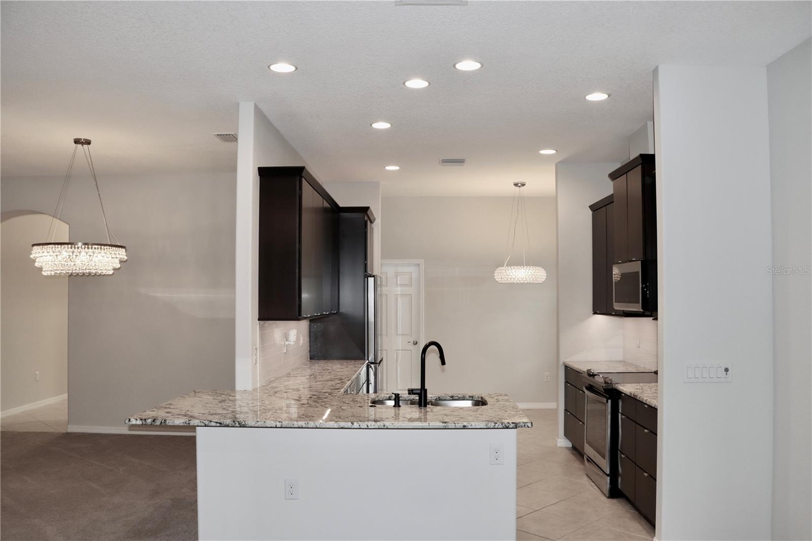 Image 18 of 68 For 2389 Pawtucket Pass