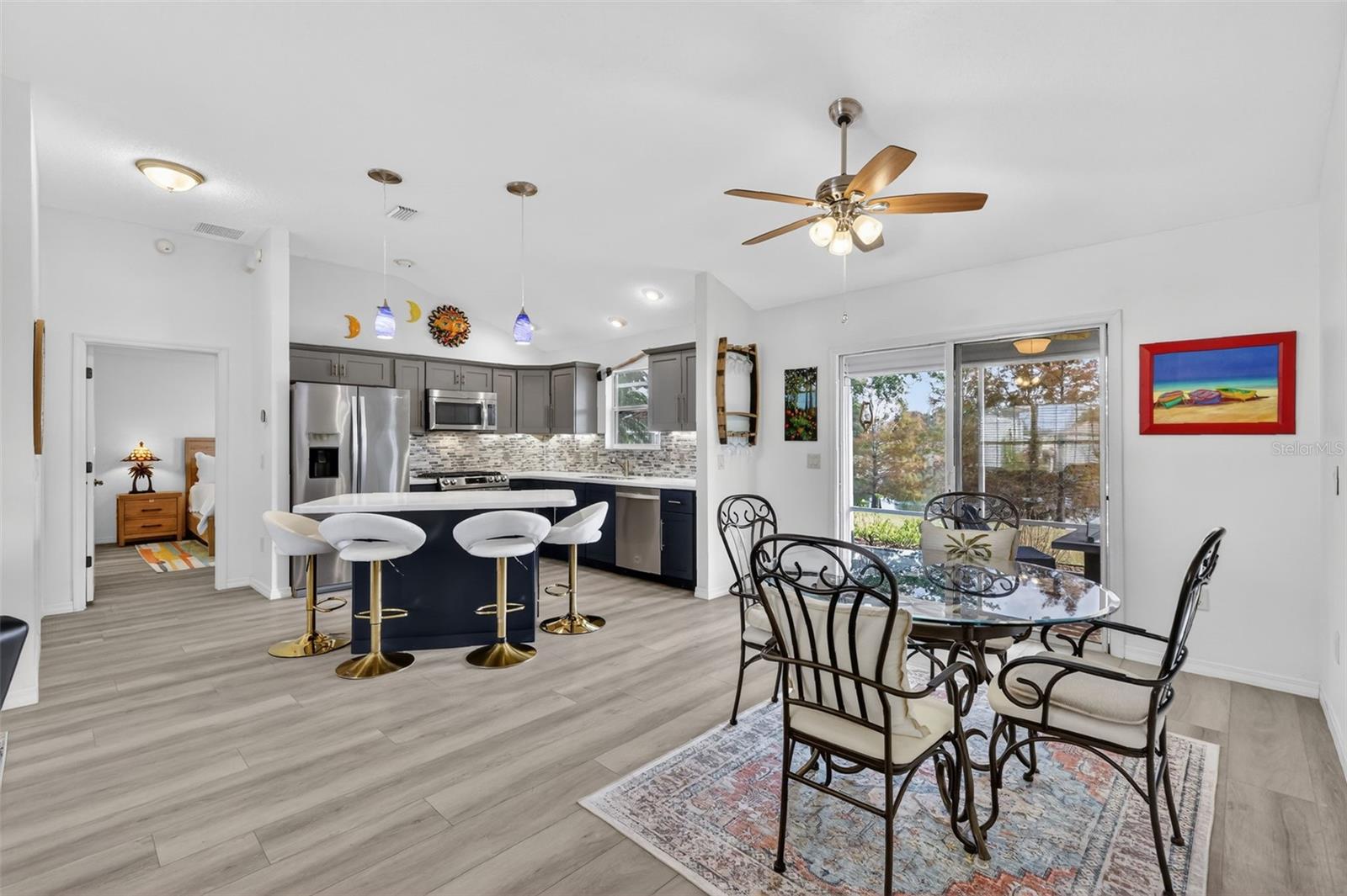 Image 11 of 47 For 2403 St George Avenue