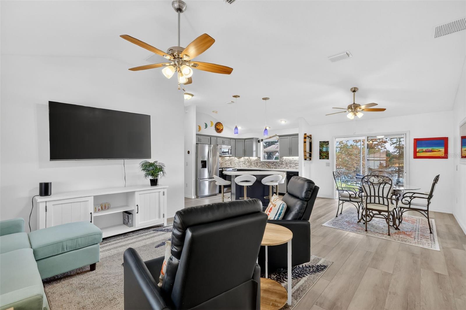 Image 15 of 47 For 2403 St George Avenue