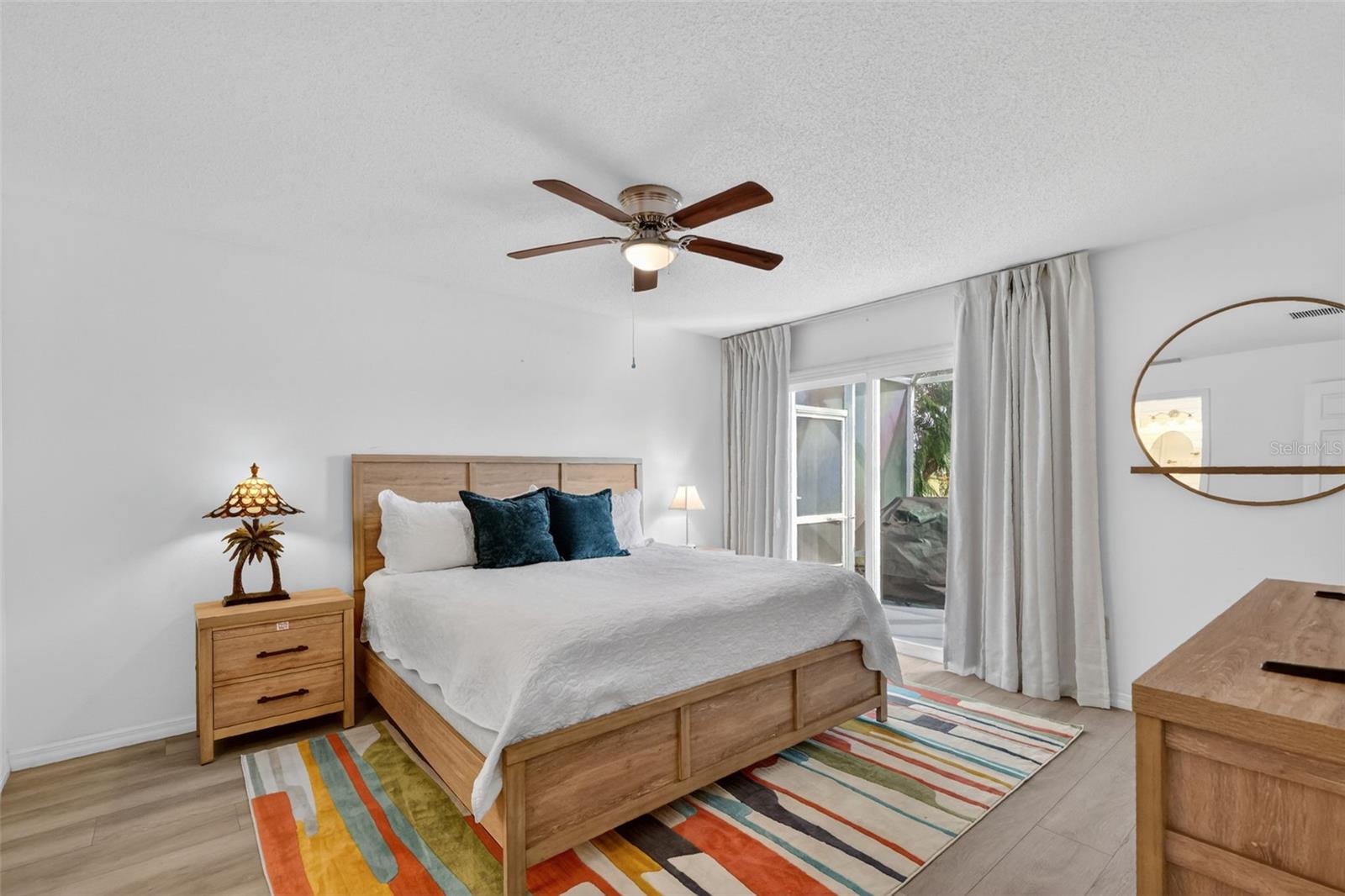 Image 17 of 47 For 2403 St George Avenue