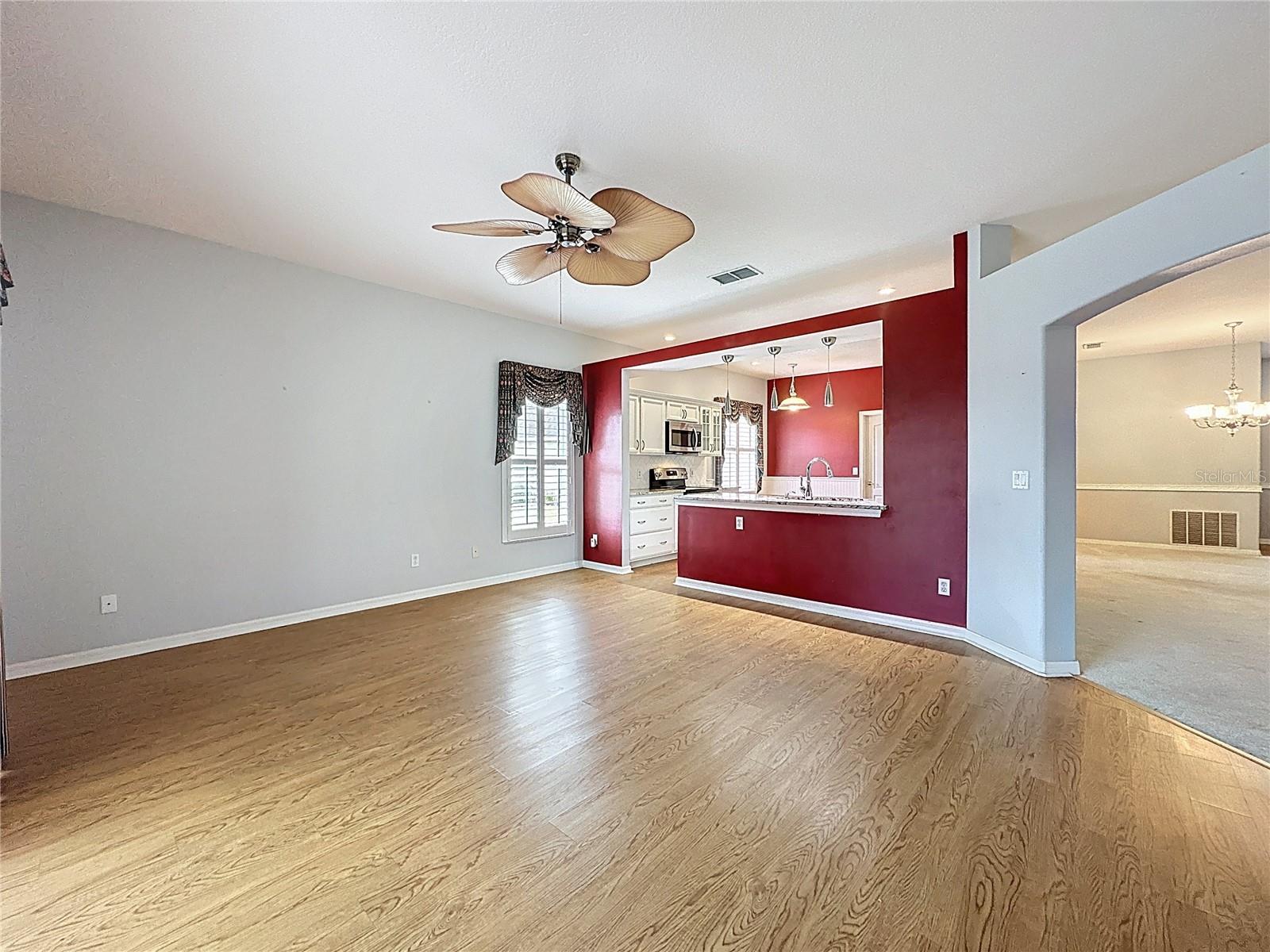 Image 20 of 74 For 3914 Allamanda Court