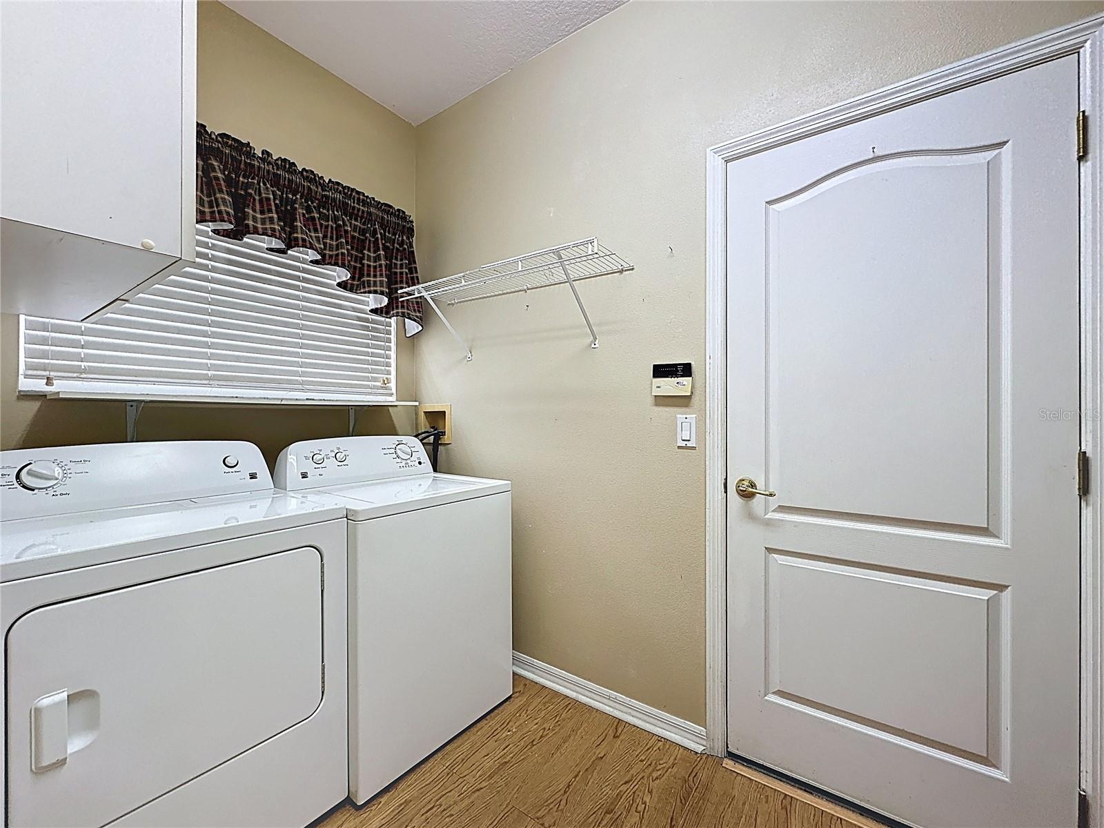 Image 38 of 74 For 3914 Allamanda Court