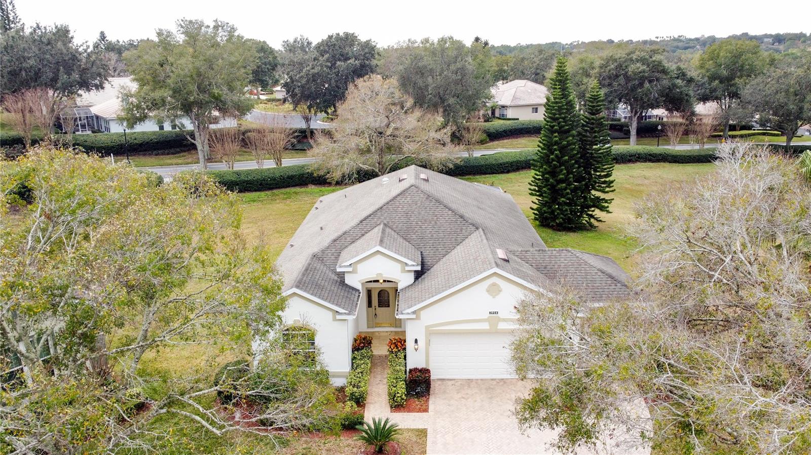 Image 4 of 74 For 3914 Allamanda Court