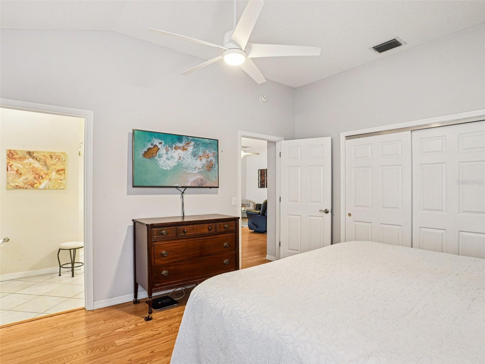 Image 24 of 46 For 1803 Palo Alto Avenue