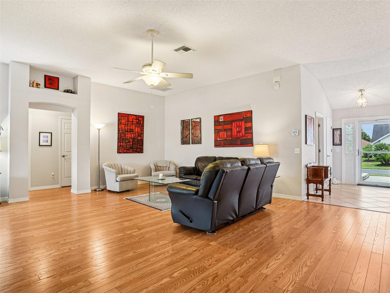 Image 7 of 46 For 1803 Palo Alto Avenue