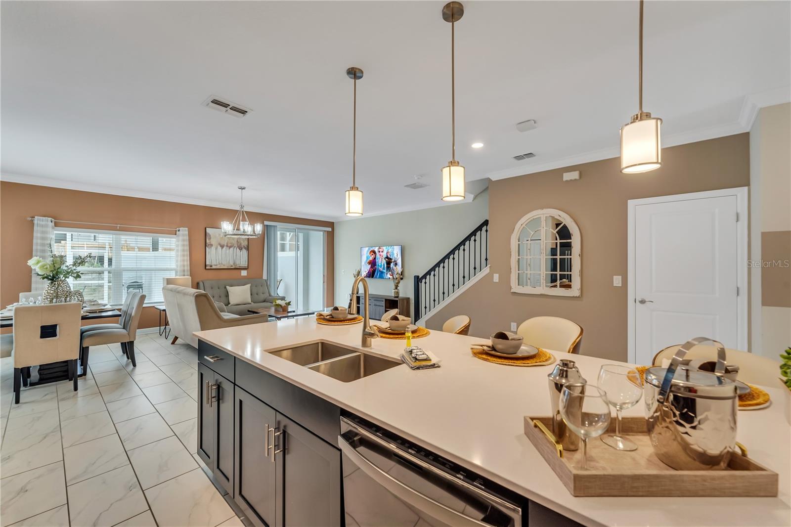 Image 10 of 69 For 1200 Challenge Drive