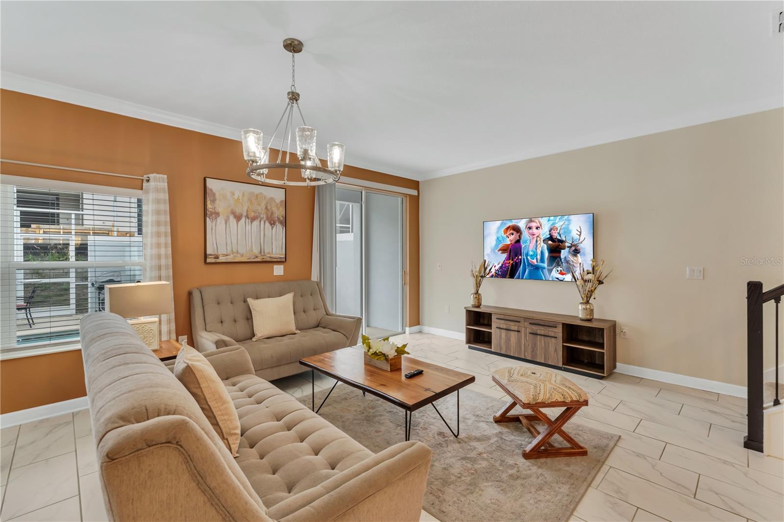 Image 5 of 69 For 1200 Challenge Drive